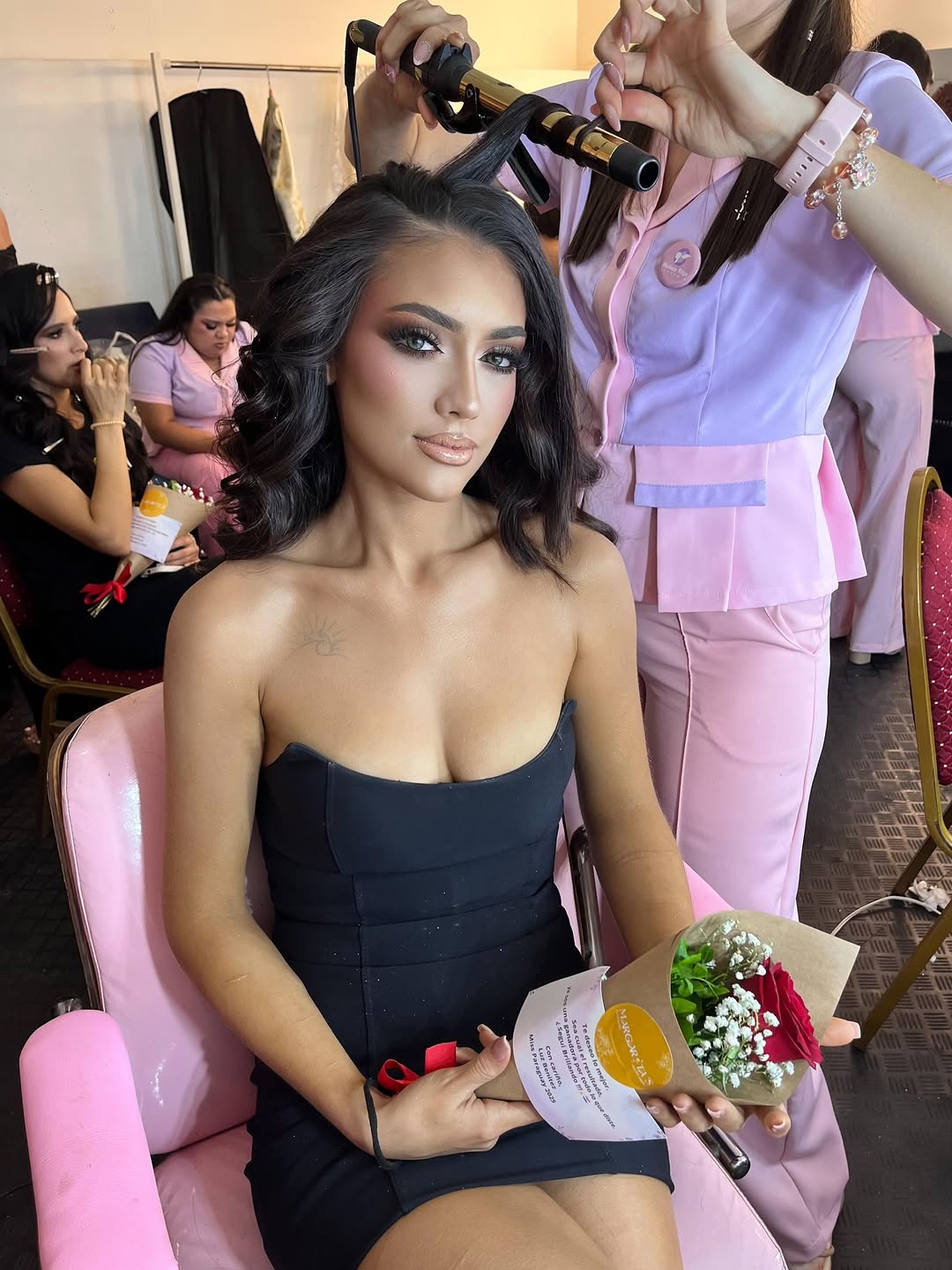 Lo que nadie te cuenta de los certámenes de belleza (y que te cambiará la forma de verlos) imagen complementaria