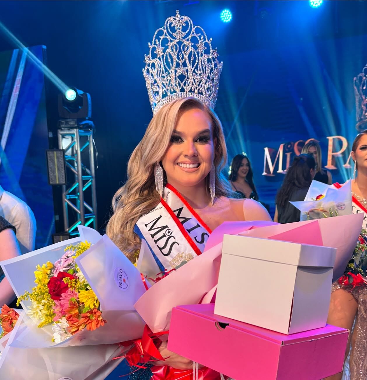 Más que una banda y una corona: por qué tu hija, tu prima o tu amiga debería animarse a ser Miss Paraguay España